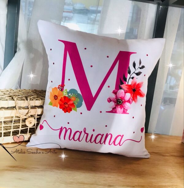 Almofada com Nome e Arte